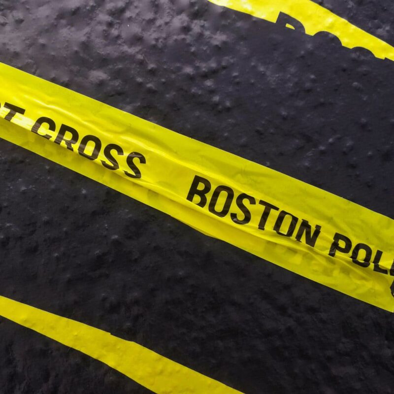 Nahaufnahme des Tapes- Boston police do not cross the line