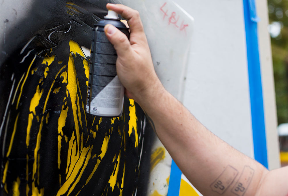 Wandgestaltung mit Spray